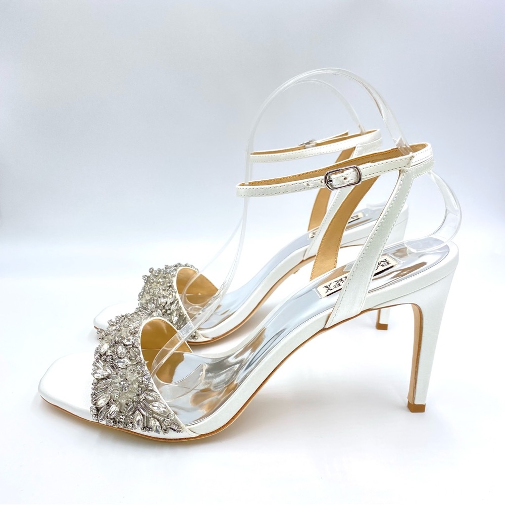 Badgley Mischka Size 10 Rider Soft White Satin‎ Jewel Dress Sandals Heels Shoes - Picture 6 of 14